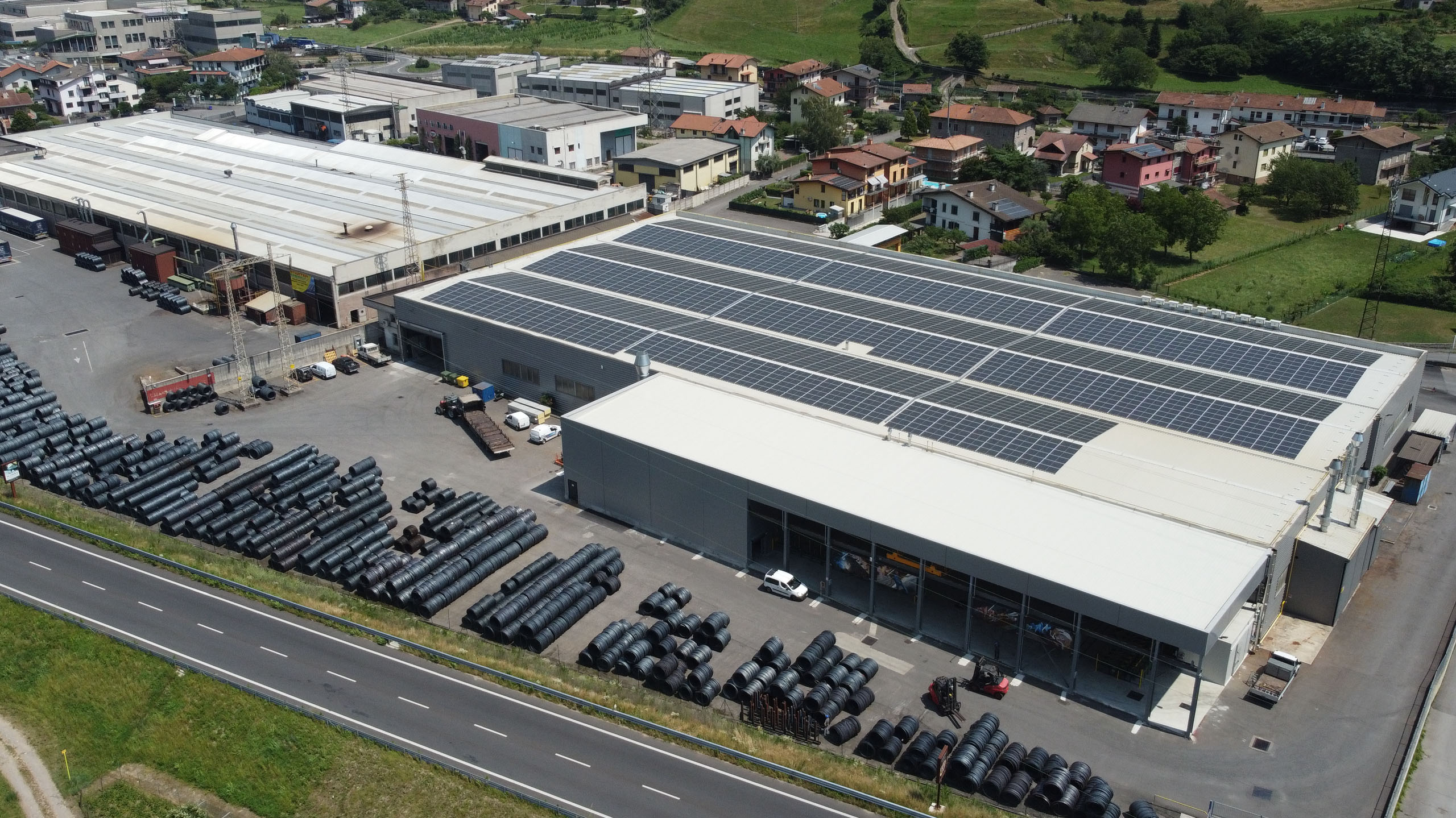 IL NUOVO IMPIANTO FOTOVOLTAICO IN TRAFILIX INDUSTRIES – ESINE